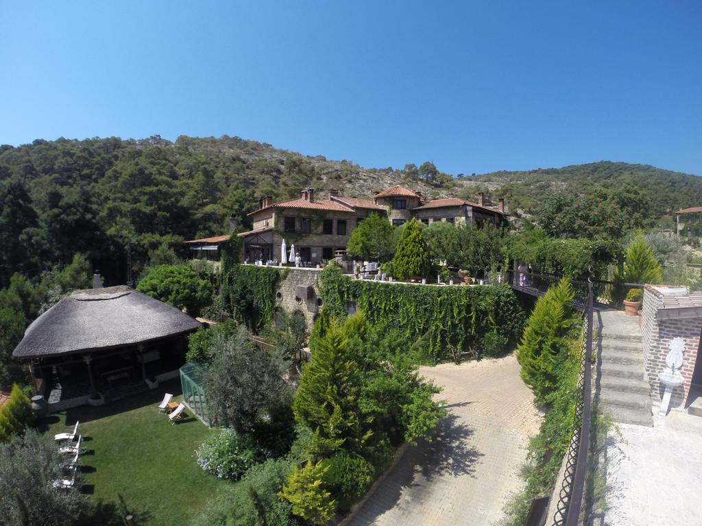 Manici Kasri Hotell Küçükkuyu Exteriör bild