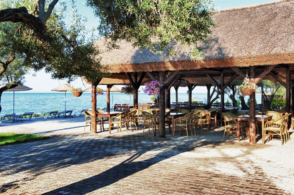 Manici Kasri Hotell Küçükkuyu Exteriör bild