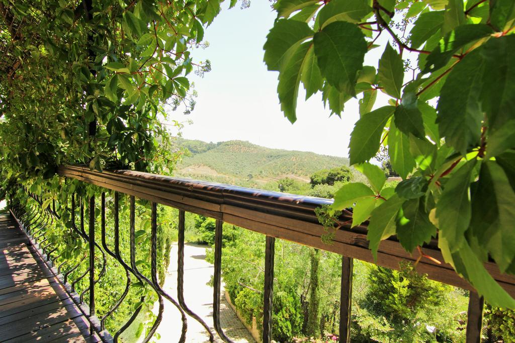 Manici Kasri Hotell Küçükkuyu Exteriör bild