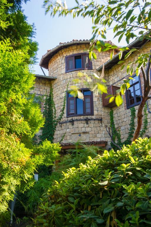 Manici Kasri Hotell Küçükkuyu Exteriör bild