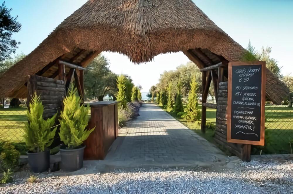 Manici Kasri Hotell Küçükkuyu Exteriör bild